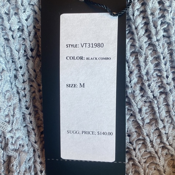 Boho Style Vertigo Gray Knit Poncho Sweater - Picture 9 of 11